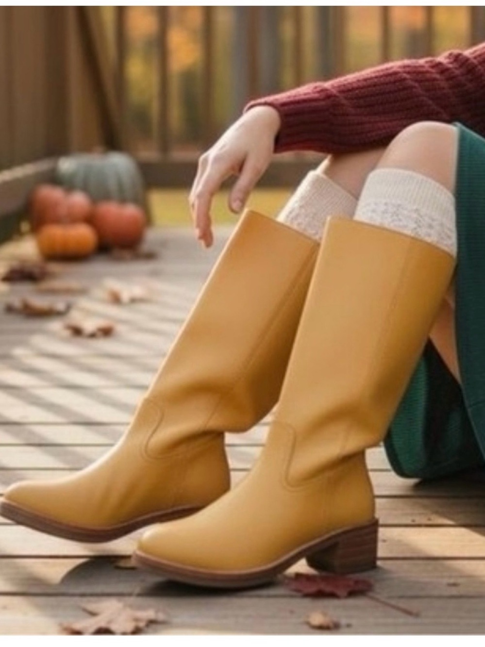 Frye Camryn Pull on Banana color leather boots size 9.5